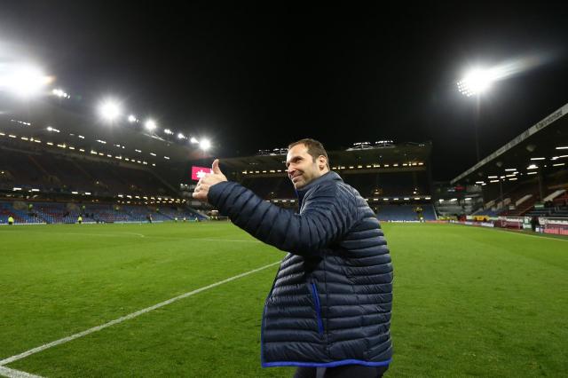 开云-切赫离任分裂球迷&amp;英媒：清扫功勋or清理旧势力？